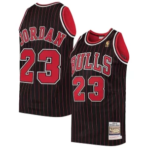 Men's Chicago Bulls Eye - catching Michael Jordan Black 1996/97 Hardwood Classics Authentic Jersey for Basketball Enthusiasts